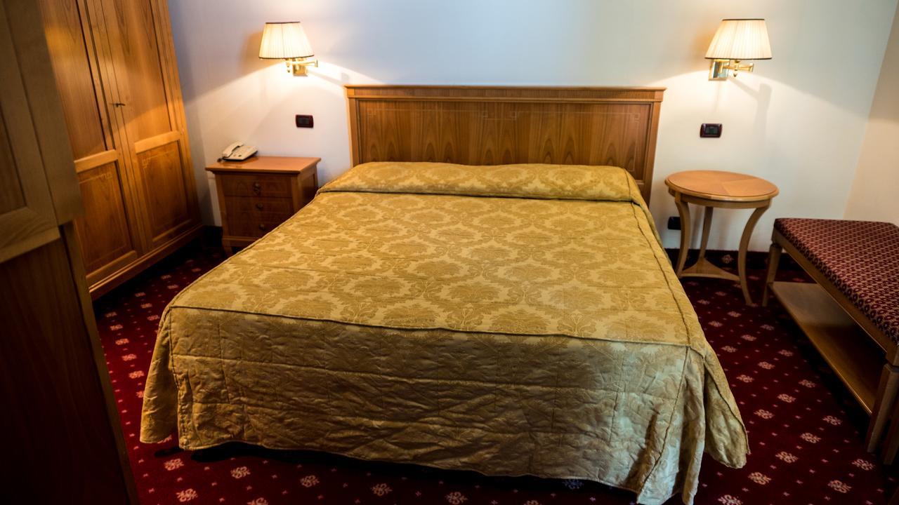 Albergo Ristorante Da Domenico Monte San Savino Zewnętrze zdjęcie