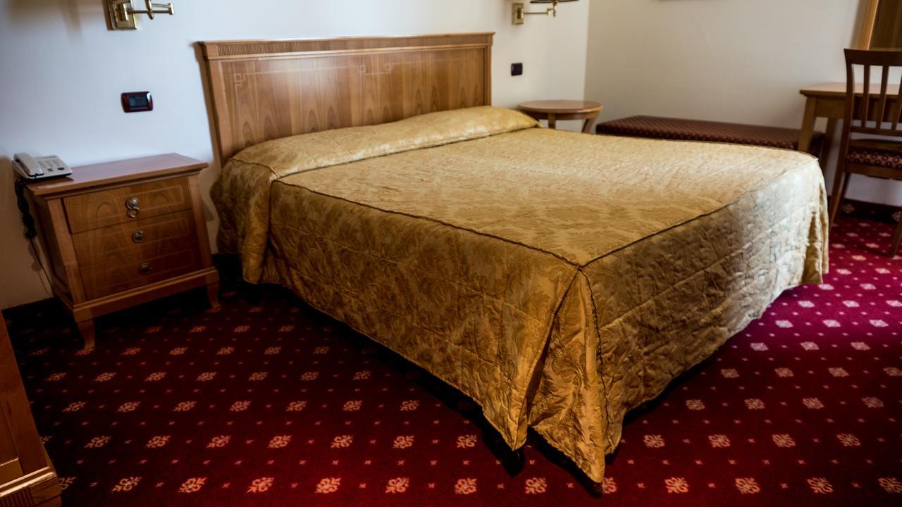 Albergo Ristorante Da Domenico Monte San Savino Zewnętrze zdjęcie